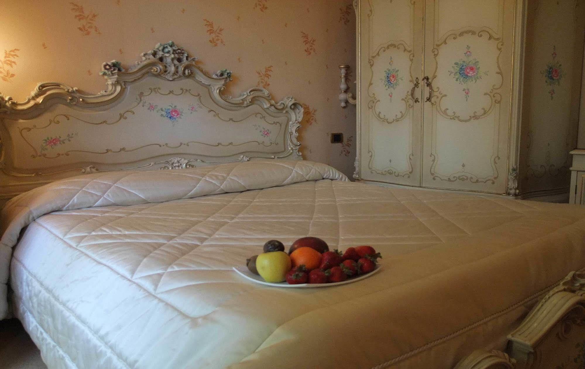 Hotel Imperiale Terzigno Екстер'єр фото